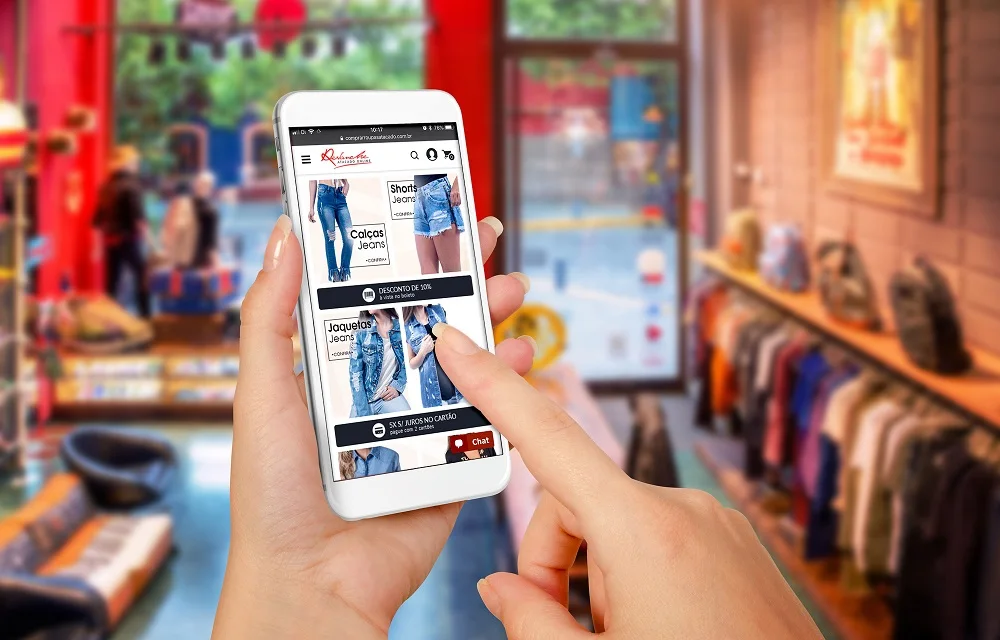Economize comprando no atacado de roupas online da Revanche