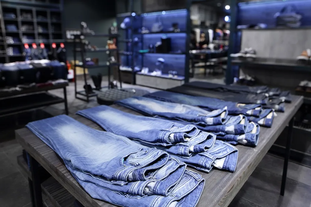Porque o jeans é a categoria que mais vende na loja de roupas
