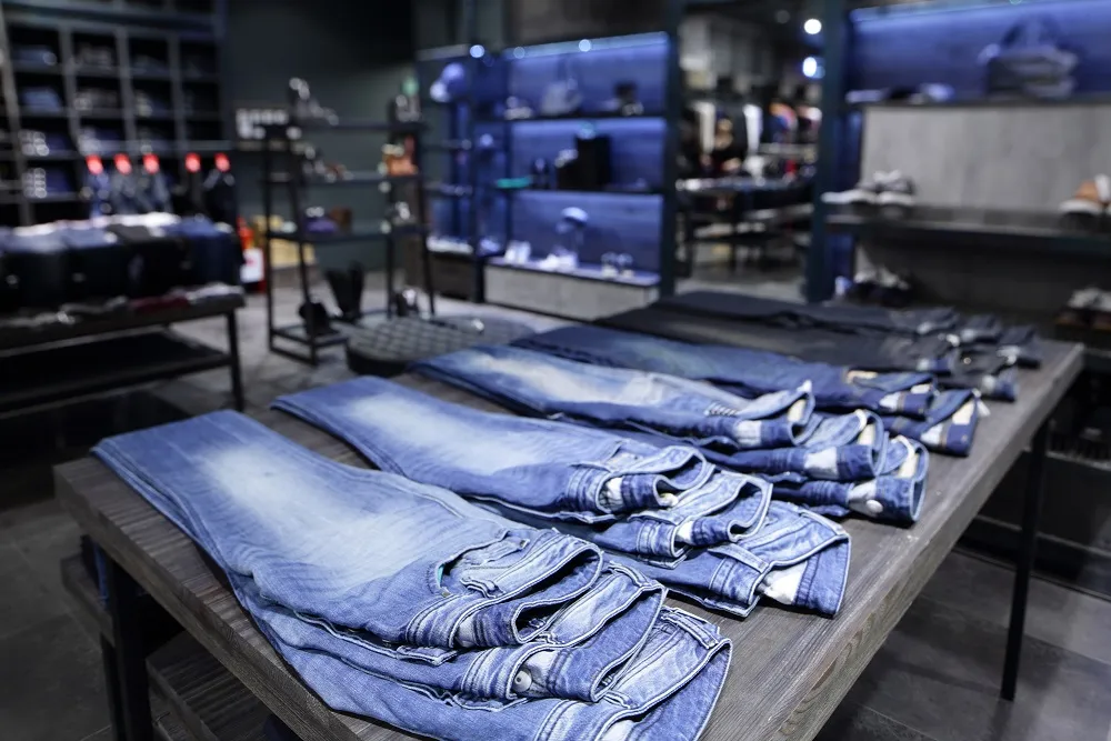 Torne-se um Revendedor de Sucesso com as peças da USE Jeans: Descubras as  Vantagens 