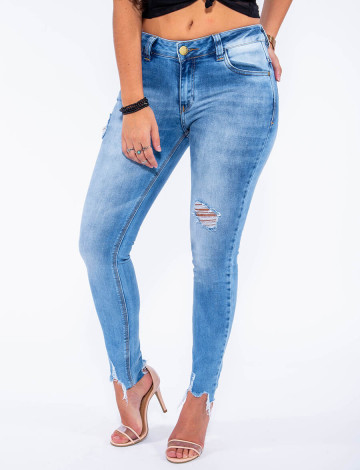 Calça Jeans Atacado Cigarrete Cortada a Fio Feminina Revanche Taipé Frente