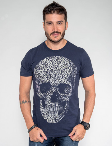 Camiseta Atacado Caveira Masculina Revanche Camboja Azul Marinho Frente