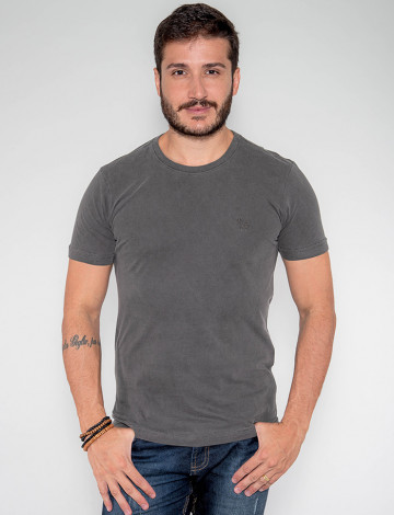 Camiseta Atacado Estonada Masculina Revanche Belmopã Preto Frente