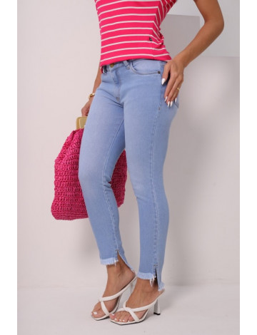 Calça jeans skinny com barra assimétrica atacado feminina Revanche Formosa Unica Avulsa 36