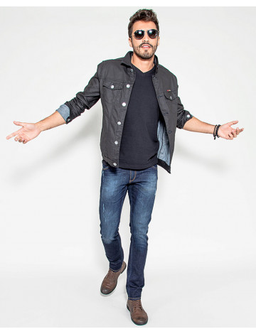 Jaqueta jeans resinada masculina sales