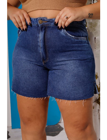 Shorts Jeans Com Barra Desfiada Curvy Atacado Feminina Revanche Kanel Azul