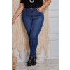 Calça jeans cigarrete com zíper na barra curvy atacado feminina Revanche Rifaina Azul