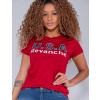 Camiseta Atacado Com Estampa Feminina Revanche Letónia Vermelho Detalhe Frente