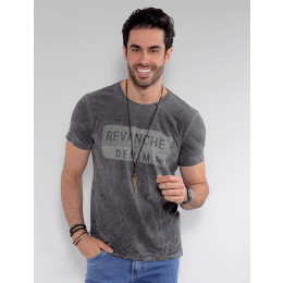 Camiseta Atacado Masculina Revanche Chanler Vermelho Frente