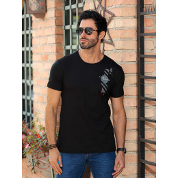 Camiseta estampada atacado masculino Revanche Kobarid Preto