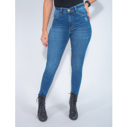 Calça Jeans Atacado Cigarrete com Cinta Feminina Revanche Fit Belt Adalie Azul Frente